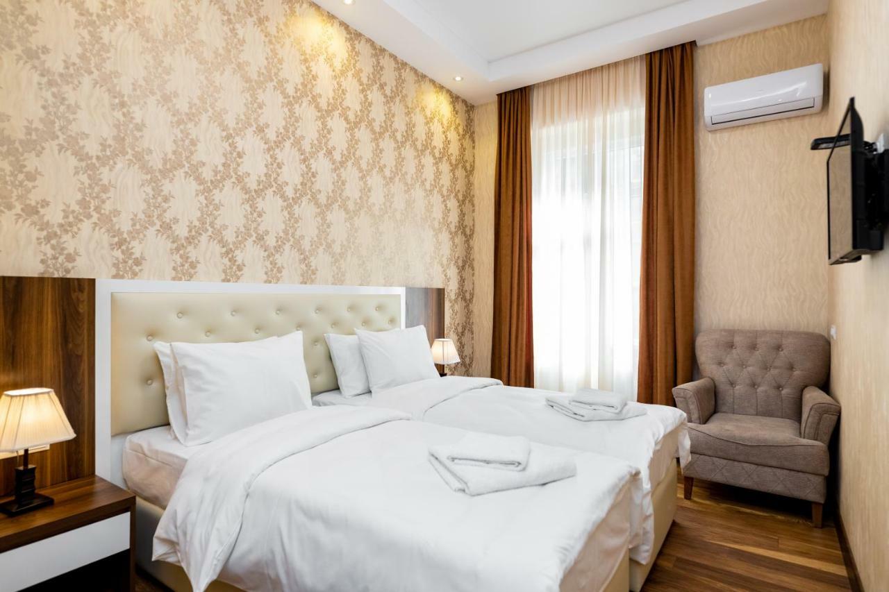 Ornament Hotel Tbilisi Exterior foto